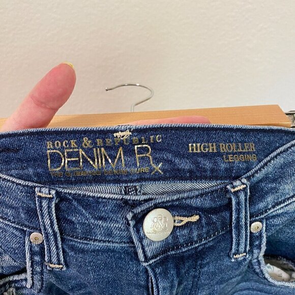 Rock & Republic High Roller Distressed Medium Wash Jeggings / Skinny Jeans - Picture 6 of 8